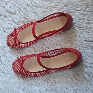 Red mesh ballet shoes